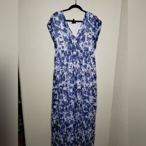 Torrid White Blue Floral Surplice Maxi Dress Women's Plus Size 1X